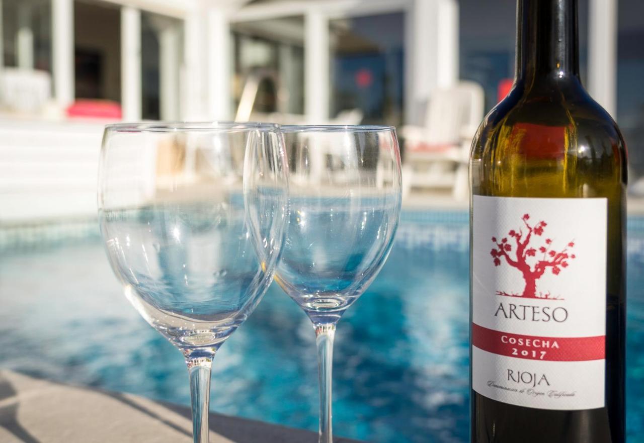 Relaxing Villa Heated Pool Luxurious Views Massage サンタ・ウルスラ エクステリア 写真